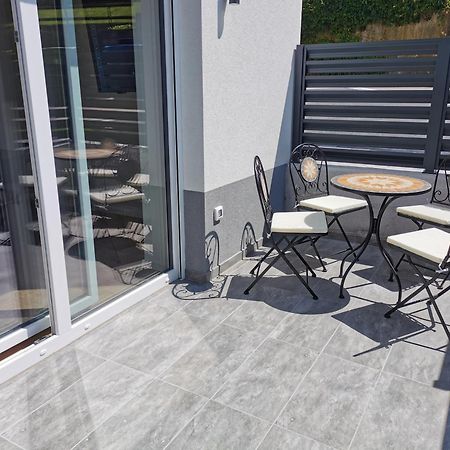 Naia Apartments Novo Mesto Exterior foto